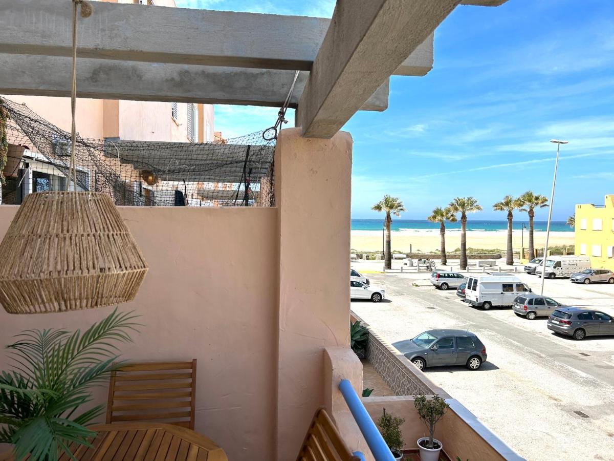 Apartamento Los Lances En Primera Linea De Playa Con Piscina Tarifa Bagian luar foto